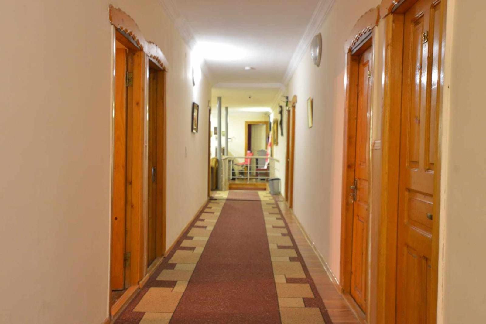 Hotel Nikea Paradiso 쿠타이시 외부 사진