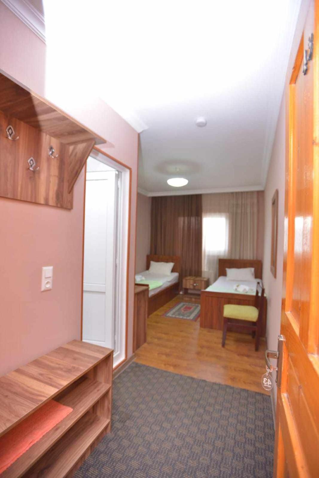 Hotel Nikea Paradiso 쿠타이시 외부 사진